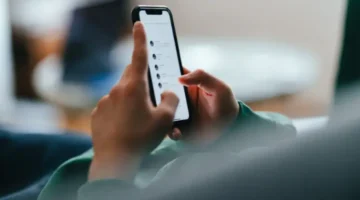 كيف تتخلص من إدمان تصفح الهاتف بفعالية؟